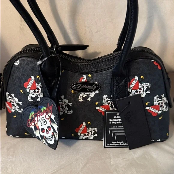 Ed Hardy Black and Red Skull Shoulder Bag - Picture 4 of 7
